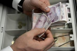 Asgari &uuml;cretteki artış SGK'nın da kasasını dolduracak