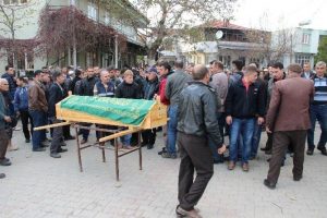 Kurşun madenindeki g&ouml;&ccedil;&uuml;kte &ouml;len iş&ccedil;i toprağa verildi
