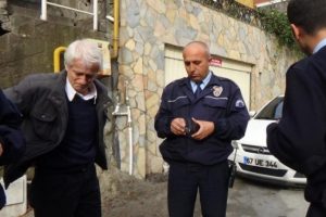 O emekli &ouml;ğretmen hayatını kaybetti