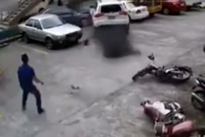 Babadan oğluna park etme dersi