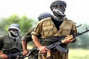 Sınırı ge&ccedil;meye &ccedil;alışırken yakalandılar!