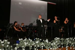 Bursa Nil&uuml;fer'de '35 mm Orkestra' unutulmaz film m&uuml;zikleriyle b&uuml;y&uuml;ledi