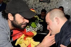 Sel&ccedil;uk İnan'dan anlamlı ziyaret