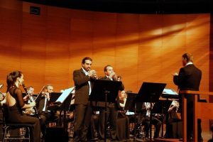 Bursa'da "Nefesli &Ccedil;algılar Orkestrası" konseri