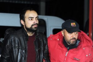 Bursa'da paralel yapı operasyonunda ş&uuml;pheliler sağlık kontrol&uuml;nden ge&ccedil;ti