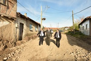 Bursa Mustafakemalpaşa'da kırsal mahallelere yol