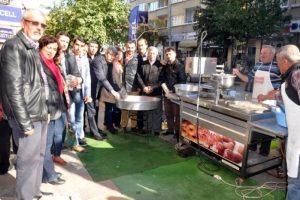 CHP madenciler i&ccedil;in lokma d&ouml;kt&uuml;rd&uuml;