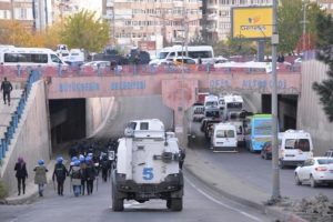 "Hendekler varsa canını, malını korumak i&ccedil;in vardır"