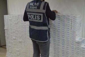 Edirne'de ka&ccedil;ak sigara operasyonu