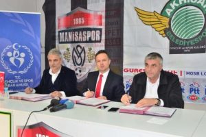 Manisa 19 Mayıs Stadı artık Manisaspor ve Akhisar Belediyespor'un