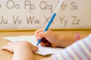 İlkokulda el yazısına destek d&uuml;ş&uuml;k