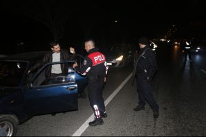 Bursa'da b&uuml;y&uuml;k temizlik! 1200 polisle dev operasyon!