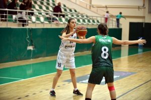 Bursa B&uuml;y&uuml;kşehir Belediyespor fark attı