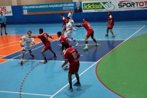 Nil&uuml;fer Belediyespor - Maliye Milli Piyango ma&ccedil;ından galip &ccedil;ıkmadı