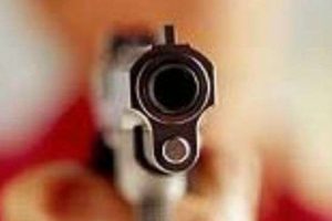 Alacak kavgasında silahlı d&uuml;ello: 1 &ouml;l&uuml;, 1 yaralı