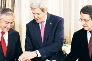 Kıbrıs'ta dört Rum'a karşı bir Türk 