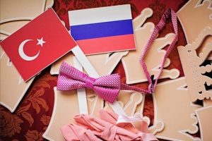 T&uuml;rklere y&ouml;nelik tavra Rus basını da tepki g&ouml;sterdi