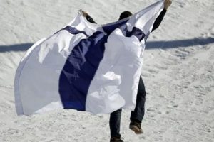 Finlandiya'da g&uuml;ndem: Herkese 800 euro maaş