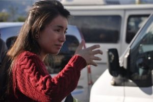 Valizi f&uuml;nyeyle patlatılan &uuml;niversiteli g&ouml;zyaşlarına boğuldu