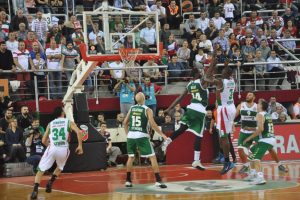 Pınar Karşıyaka'da Avrupa biletiyle Dar&uuml;şşafaka bedava