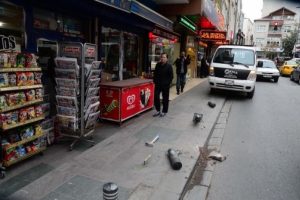 S&uuml;r&uuml;c&uuml; caddeye hızla girdi: 7 yaralı