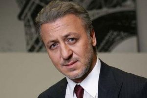 Barış Falay tiyatrodan istifa etti!