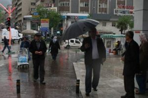 Bursa'da bug&uuml;n hava nasıl olacak?