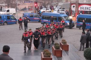 Bursa'da ter&ouml;r operasyonunda g&ouml;zaltına alınan 9 kişi serbest kaldı!
