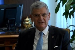 "T&uuml;rkiye'nin boğazları kapatması g&uuml;ndeme gelebilir mi?"