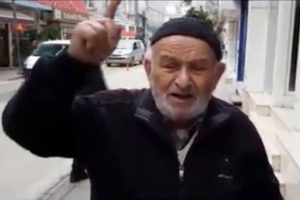 Putin ve Esad'a fena saydırdı!