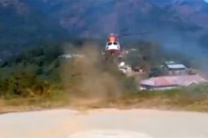 Helikopter iniş sırasında kaza yaptı