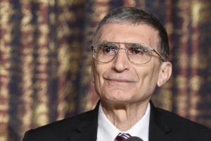 Stockholm'de Nobel kazanan Aziz Sancar onuruna resepsiyon