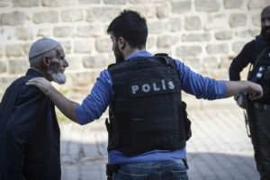Diyarbakır'da PKK'ya şok! İhbarlar y&uuml;zde 300 arttı