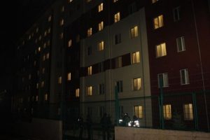&Uuml;niversite &ouml;ğrencisi yurt binasından atlayarak intihar etti