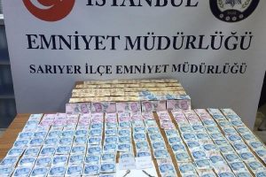 &Ccedil;alıştığı marketi soydu, 'mangırları yiyemeden yakalandık' dedi