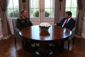 Orgeneral Hulusi Akar'ı kabul etti