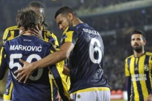 Kadık&ouml;y'de ma&ccedil;ta 2 gol, 1 kırmızı