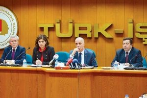 5 milyon kişinin beklediği 1.300 lira kapıda