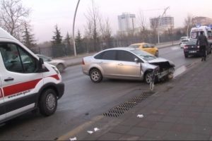 Meclis'in duvarına &ccedil;arptı