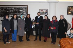 Başkan Işık' tan Bursalı engelli &ccedil;ocuk annelerine destek