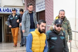 Bursa'da uyuşturucu operasyonunda g&ouml;zaltına alınan 3 kişi tutuklandı