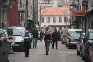 Bursa'da tahliyesine 4 g&uuml;n kala firar etti