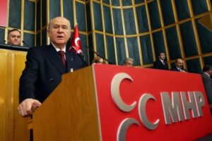 MHP 'AK Vaatler Takip Kurulu' kuruyor!