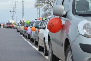 Sinoplular bin ara&ccedil;lık konvoyla '&ccedil;ocuk acil servisi' istedi