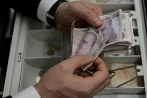 Bankalar yılbaşı kredisi yarışına girdi