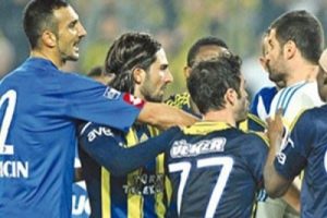 Volkan Demirel ve Yal&ccedil;ın el sıkışmadı!