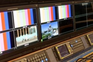 T&uuml;rkiye'de yayın yapan ka&ccedil; TV ve radyo var?
