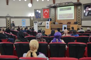 Bursa'da 'aile'nin karşı karşıya olduğu tehditler masaya yatırıldı