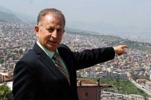 H&uuml;seyin Aslan'dan 'kentsel d&ouml;n&uuml;ş&uuml;m' eleştirisi