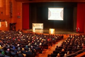 'Bursa Akademi' coşkulu başladı!